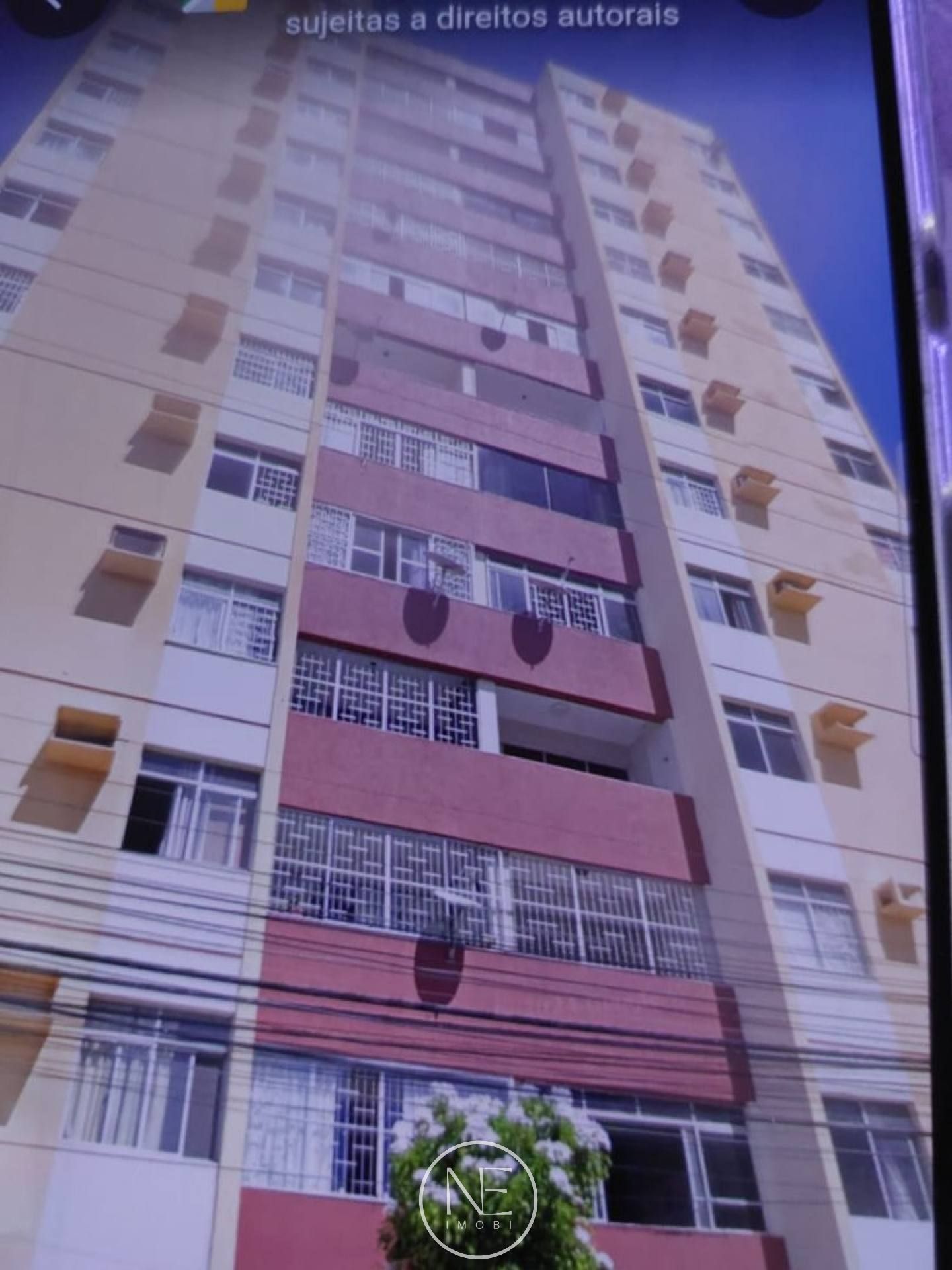 Edifício Casa Grande Apartamento à Venda!