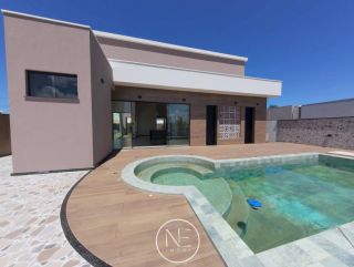 Casa Moderna em Condomínio Fechado Moradas do Sul 1, Aruana.