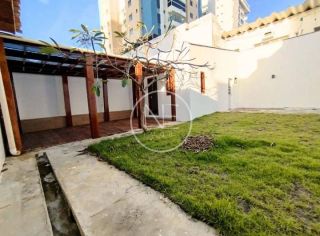 Casa Versátil no Bairro Atalaia