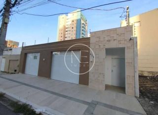 Casa Versátil no Bairro Atalaia