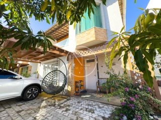 Casa à Venda no Condomínio Dermerval Matos Atalaia