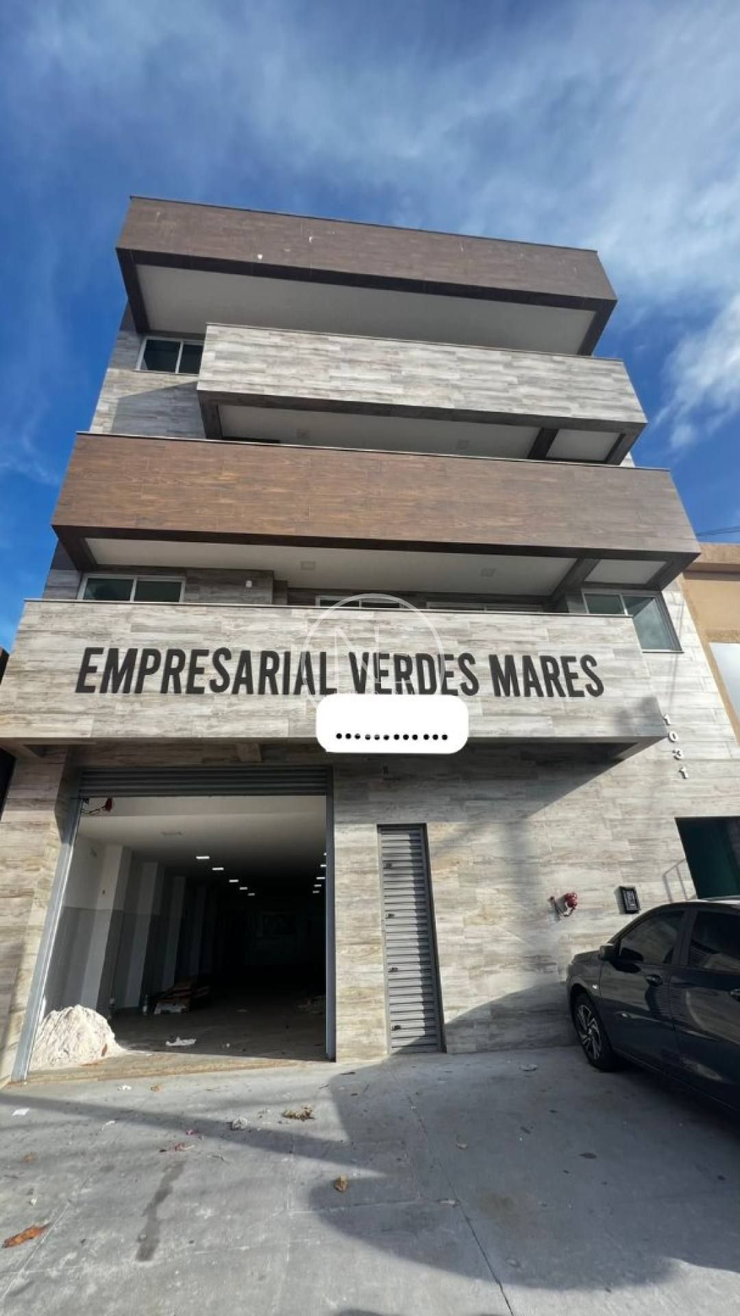 Prédio Empresarial na Avenida Hermes Fontes Venda e Aluguel
