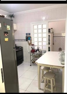 APARTAMENTO Á VENDA NO BAIRRO SUÍÇA Ed. Florença