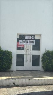 VENDA OU ALUGUEL - OPORTUNIDADE COMERCIAL EM LOCALIZAÇÃO ESTRATÉGICA!