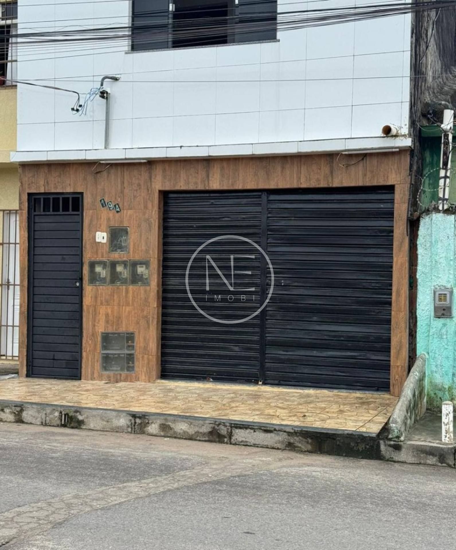 Alugo galpão no bairro Santa Maria