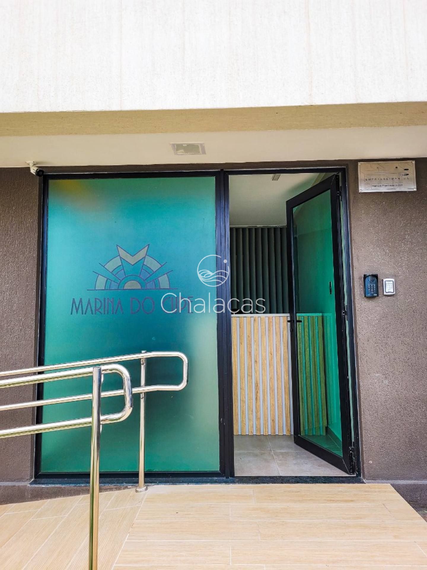 Flat Térreo com Jardim Externo Privativo no Marina do Cupe!