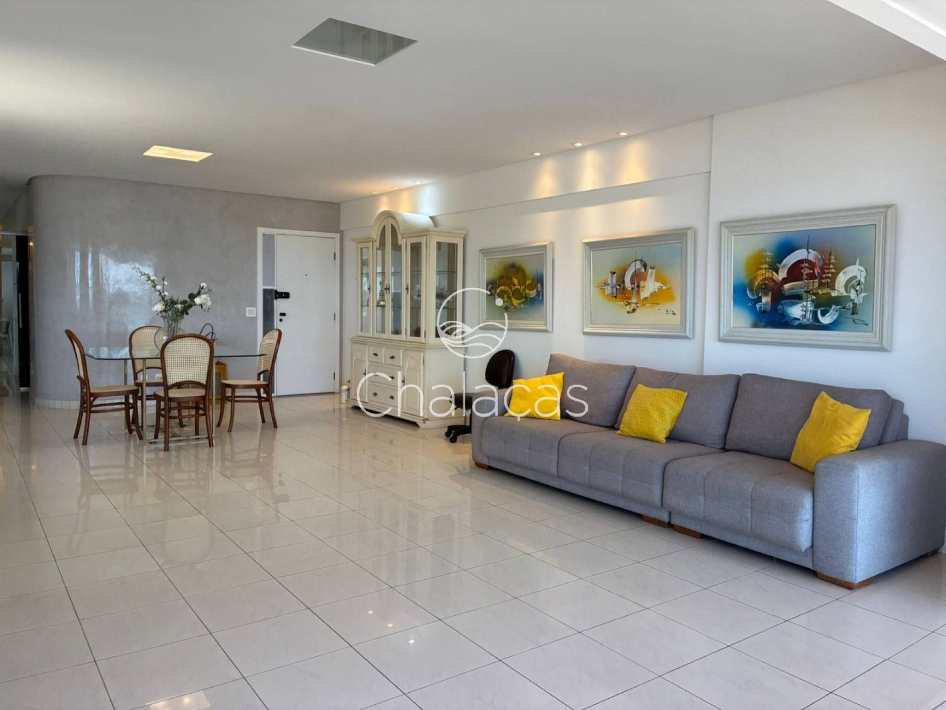 ALUGA - Apto Edf. Maria Beatriz - Beira Mar de Boa Viagem