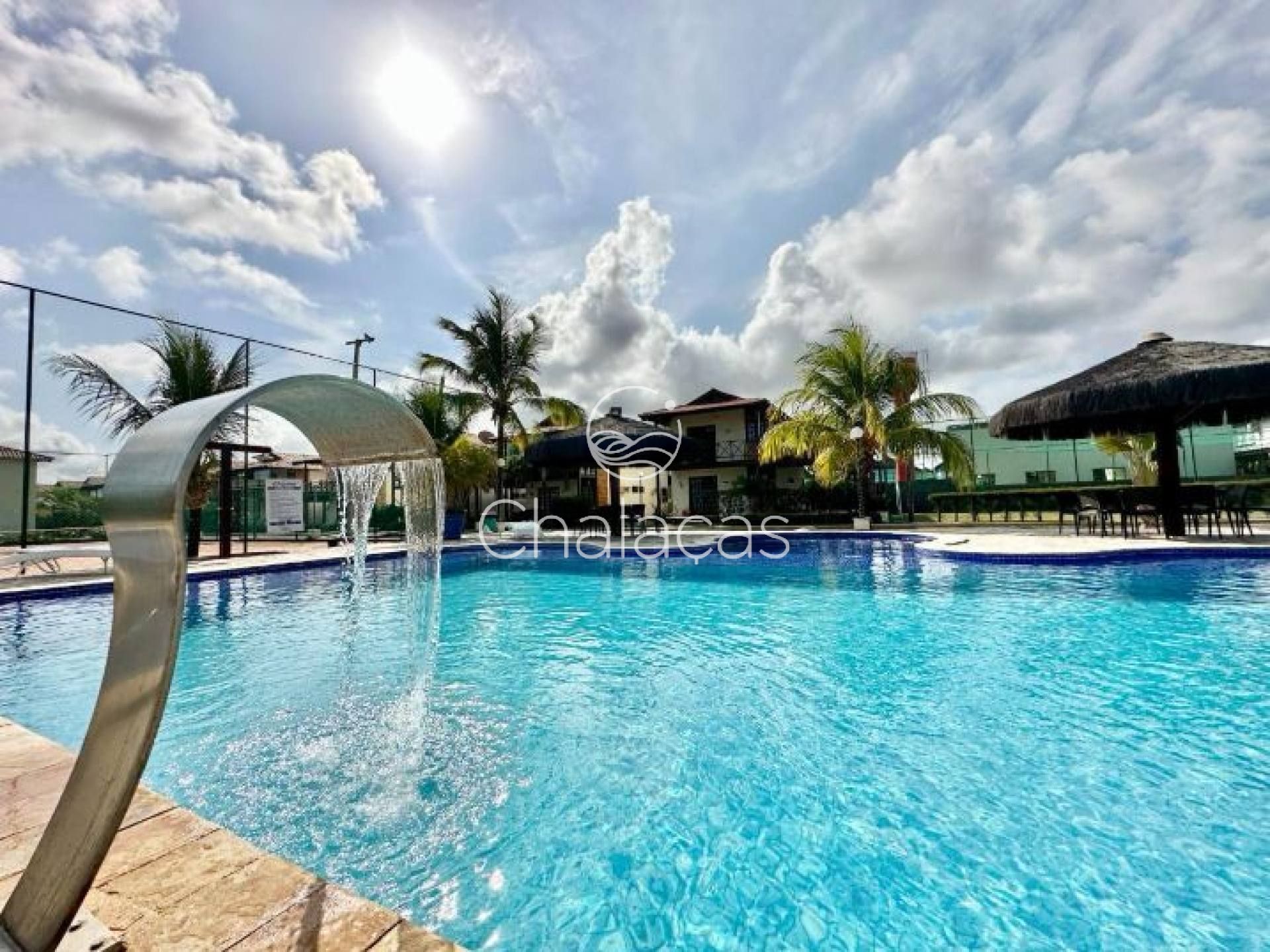 Vendo - Casa  Condominio - 5 Qtos  Mobiliada - Praia dos Carneiros - 150m mar