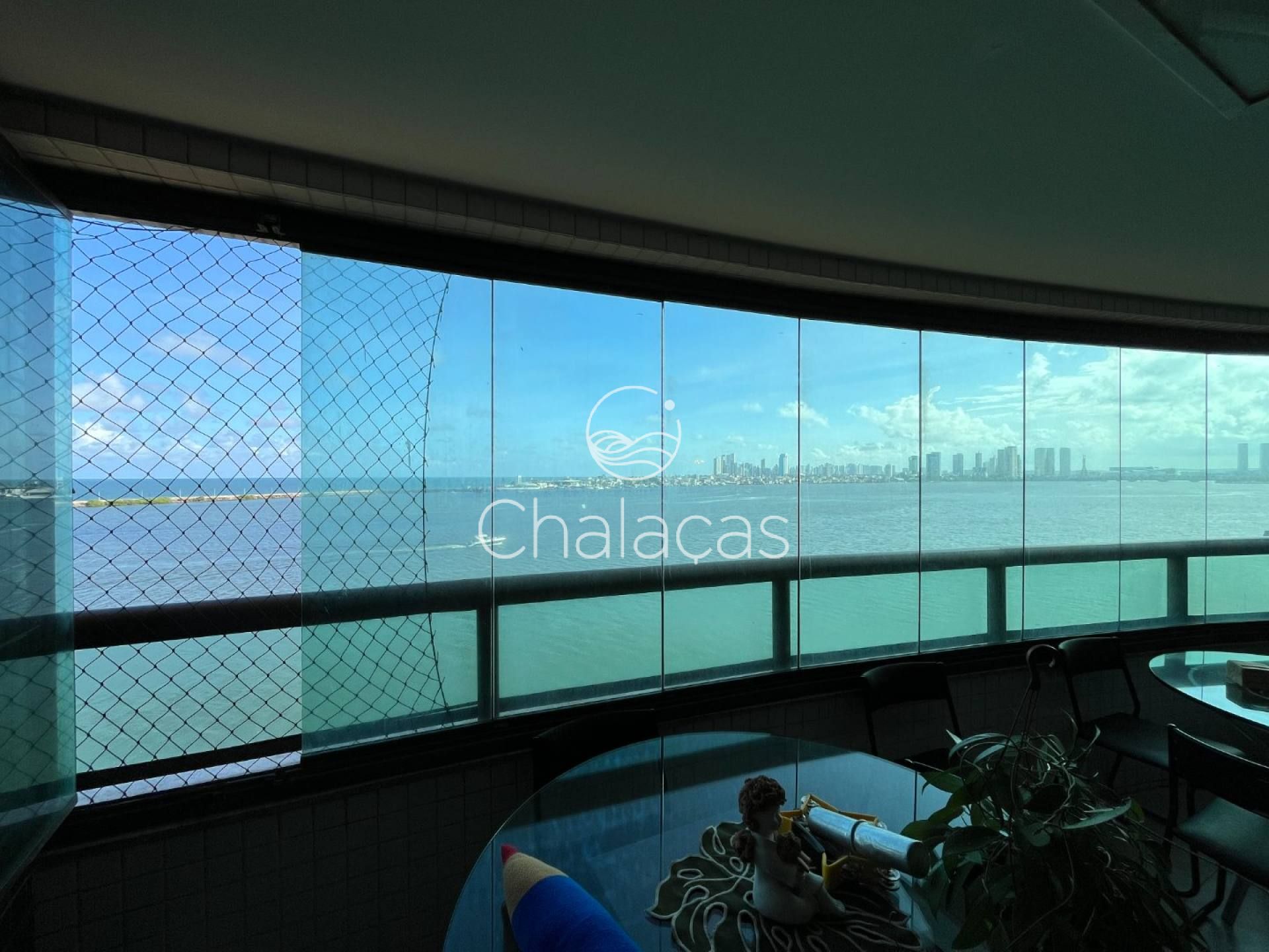 ALUGUEL - 4Qts  247m² - São José - Torres Gêmeas do Recife