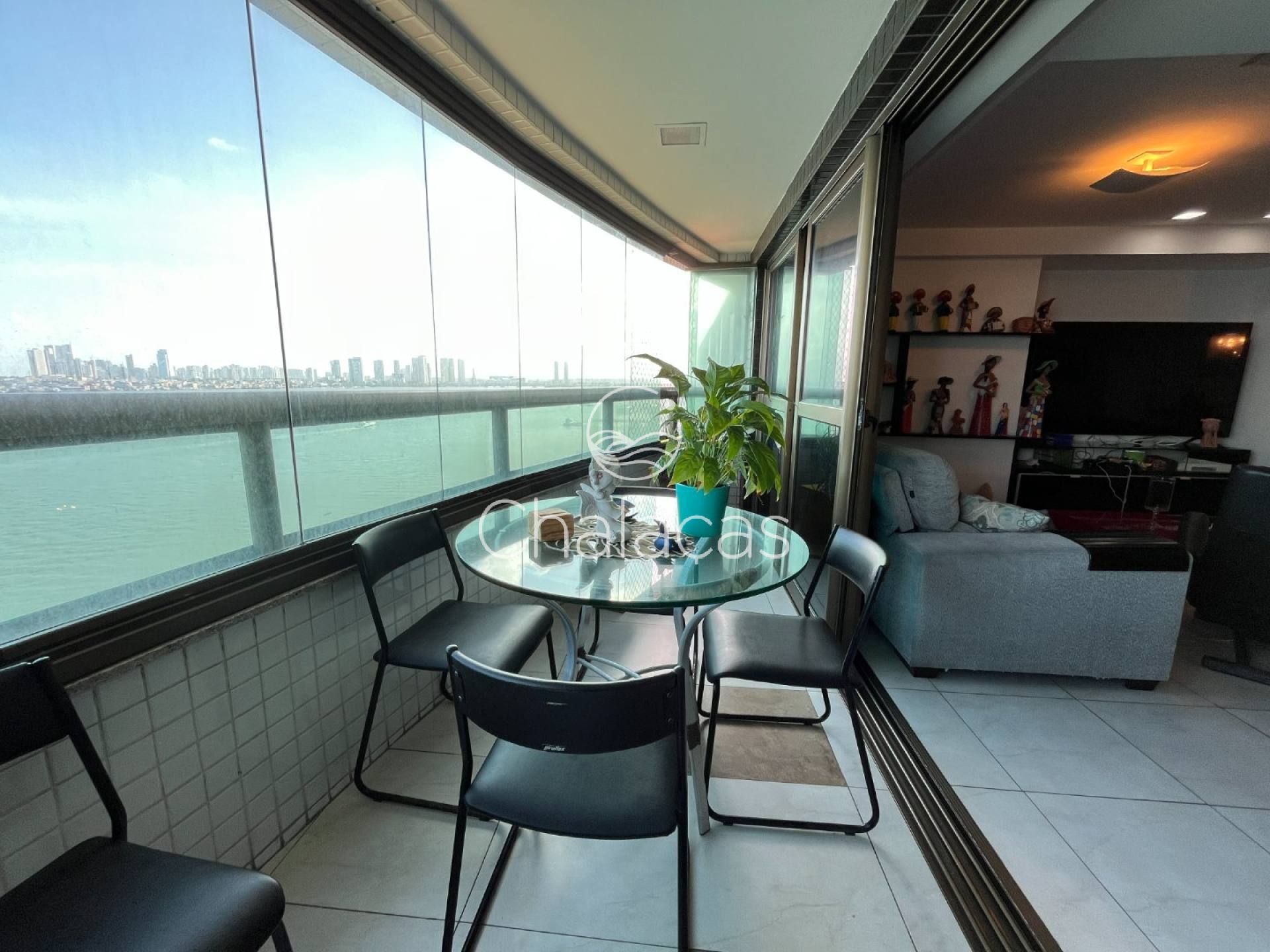 ALUGUEL - 4Qts  247m² - São José - Torres Gêmeas do Recife