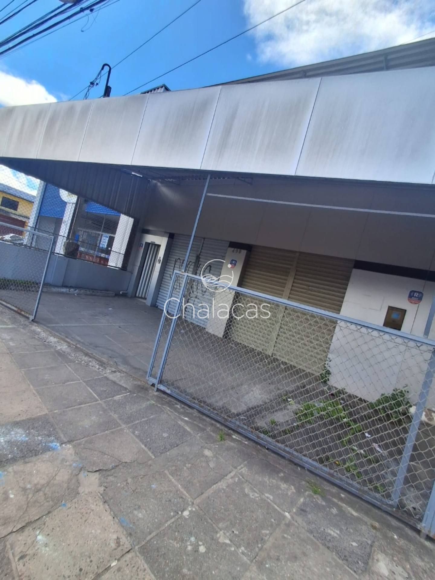 VENDA - Edf Comercial 300m² - Afogados - fácil acesso