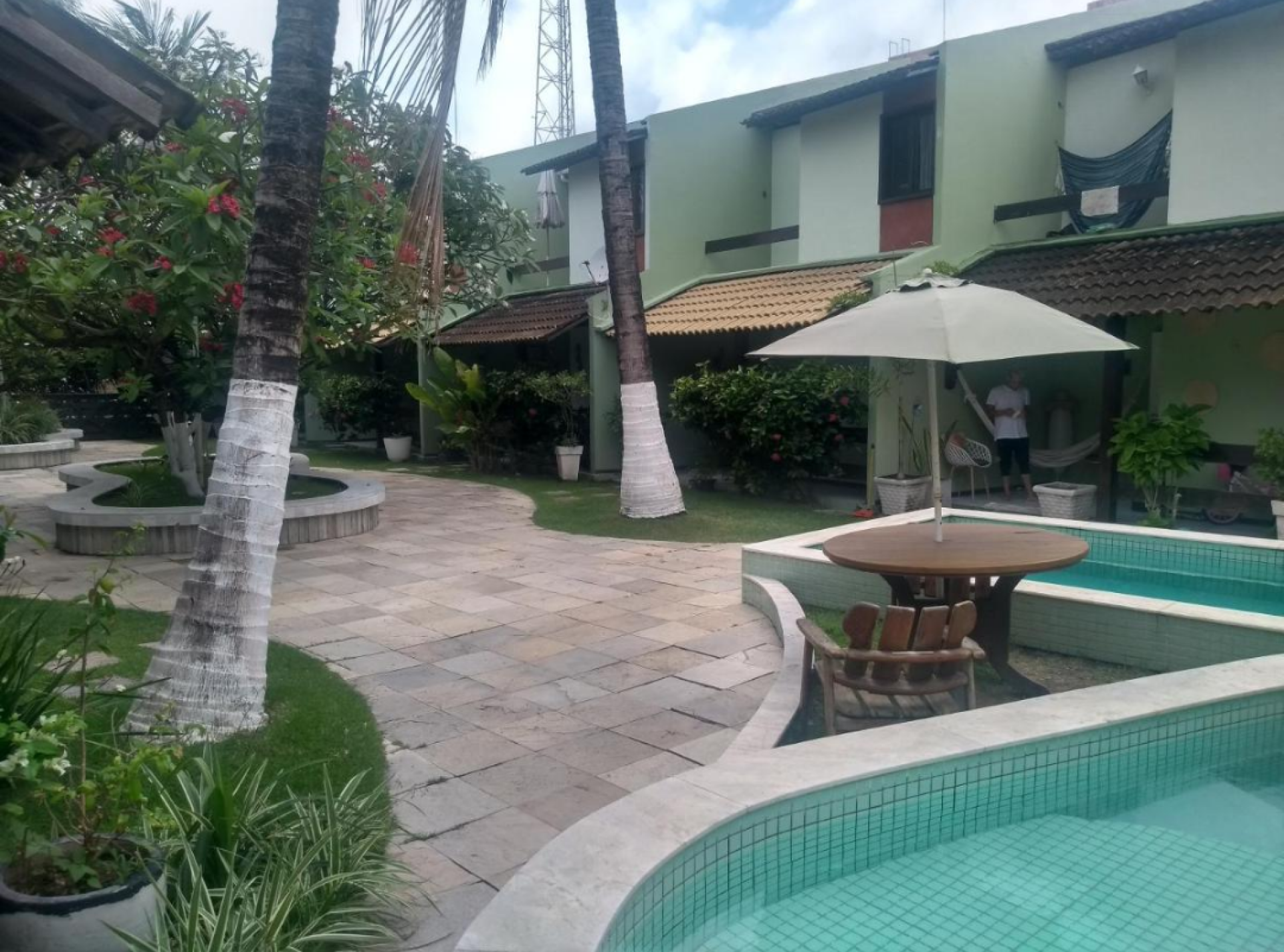 ALUGUEL - 04 qts 117m² total- Casa Jasmim Branco – Conforto, Natureza e Praticidade