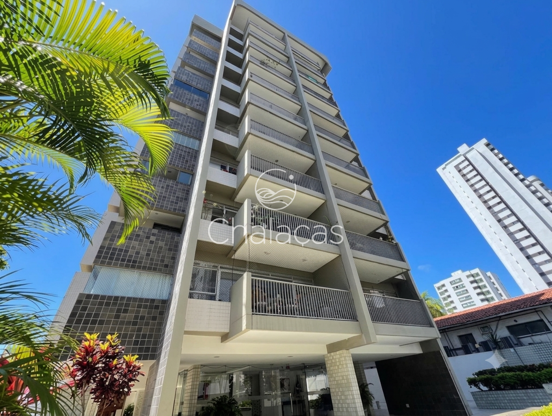 VENDA - 05 Qts 188m² - Boa Viagem - Andar Alto: Charme Vintage, Pé-Direito de 2,90m e Vista Definitiva