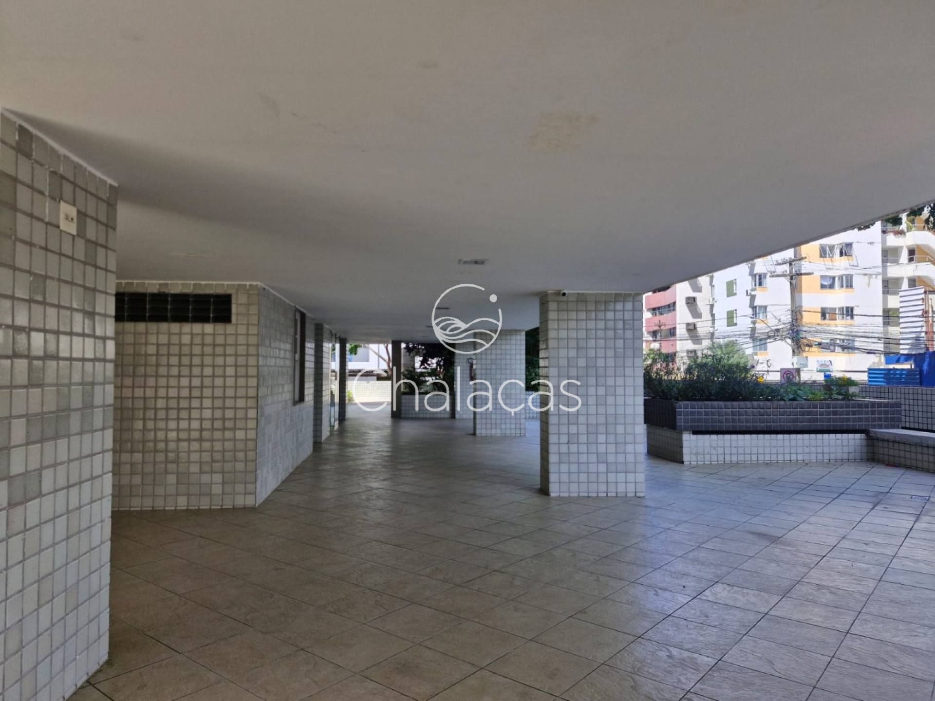VENDA - 05 Qts 188m² - Boa Viagem - Andar Alto: Charme Vintage, Pé-Direito de 2,90m e Vista Definitiva