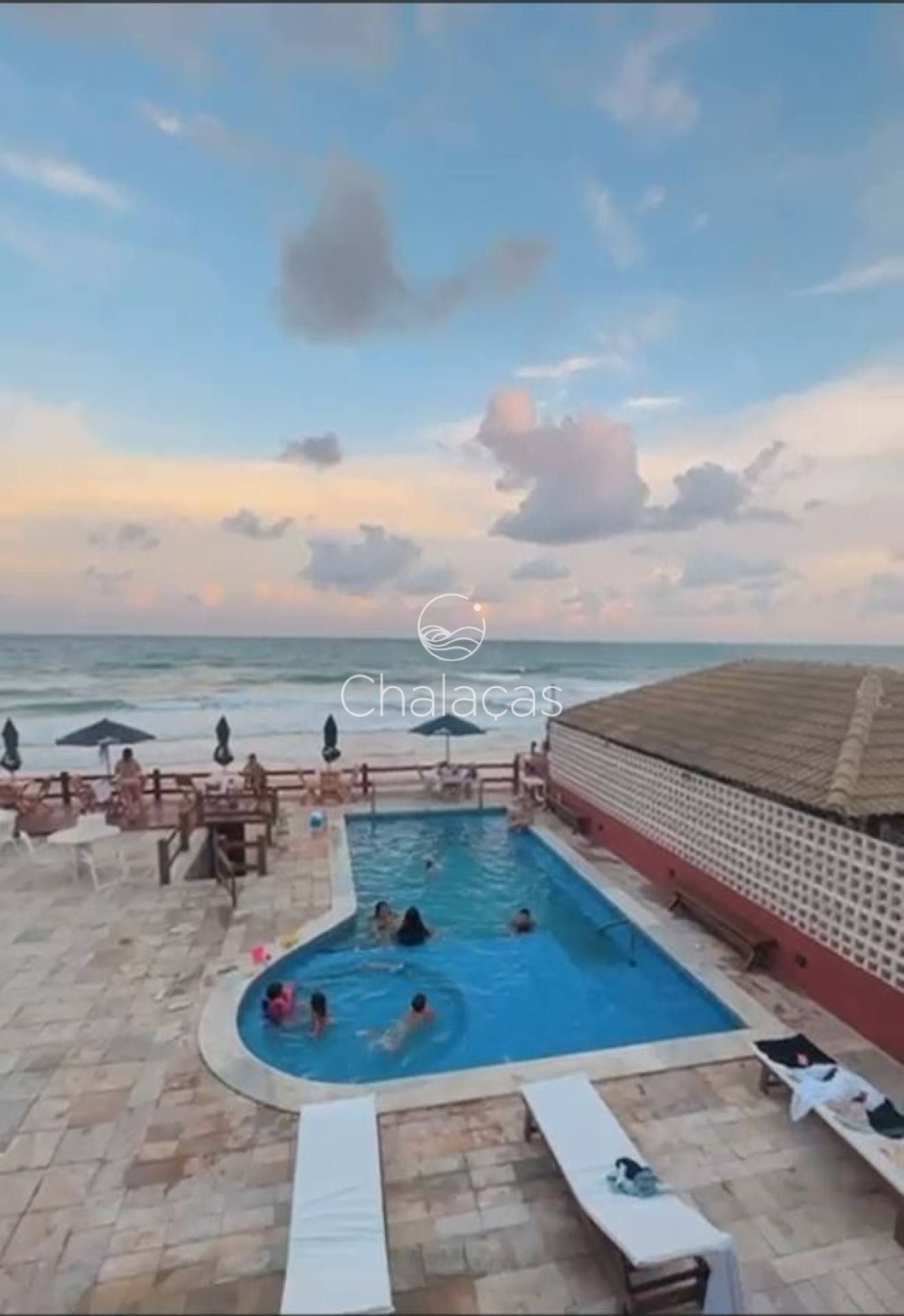 VENDA- 09 QTS- 527 m²-  Oportunidade Pé na Areia em Porto de Galinhas: Pousada ou Mansão Residencial