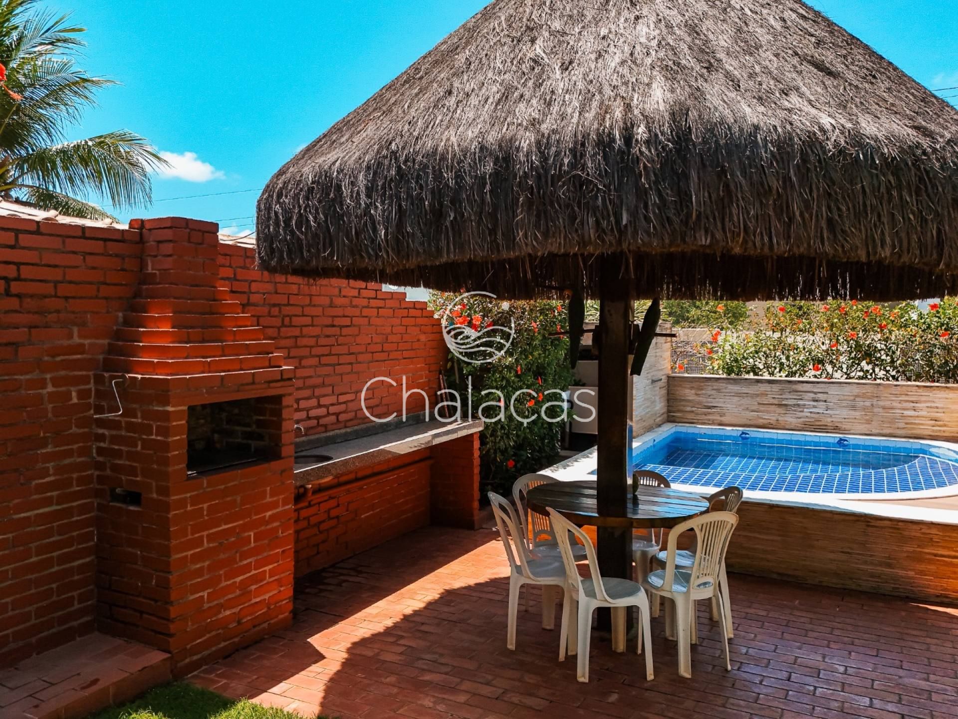 VENDA - 9 Suítes 400m² - Praia de Serrambi - 80 metros da praia com piscina