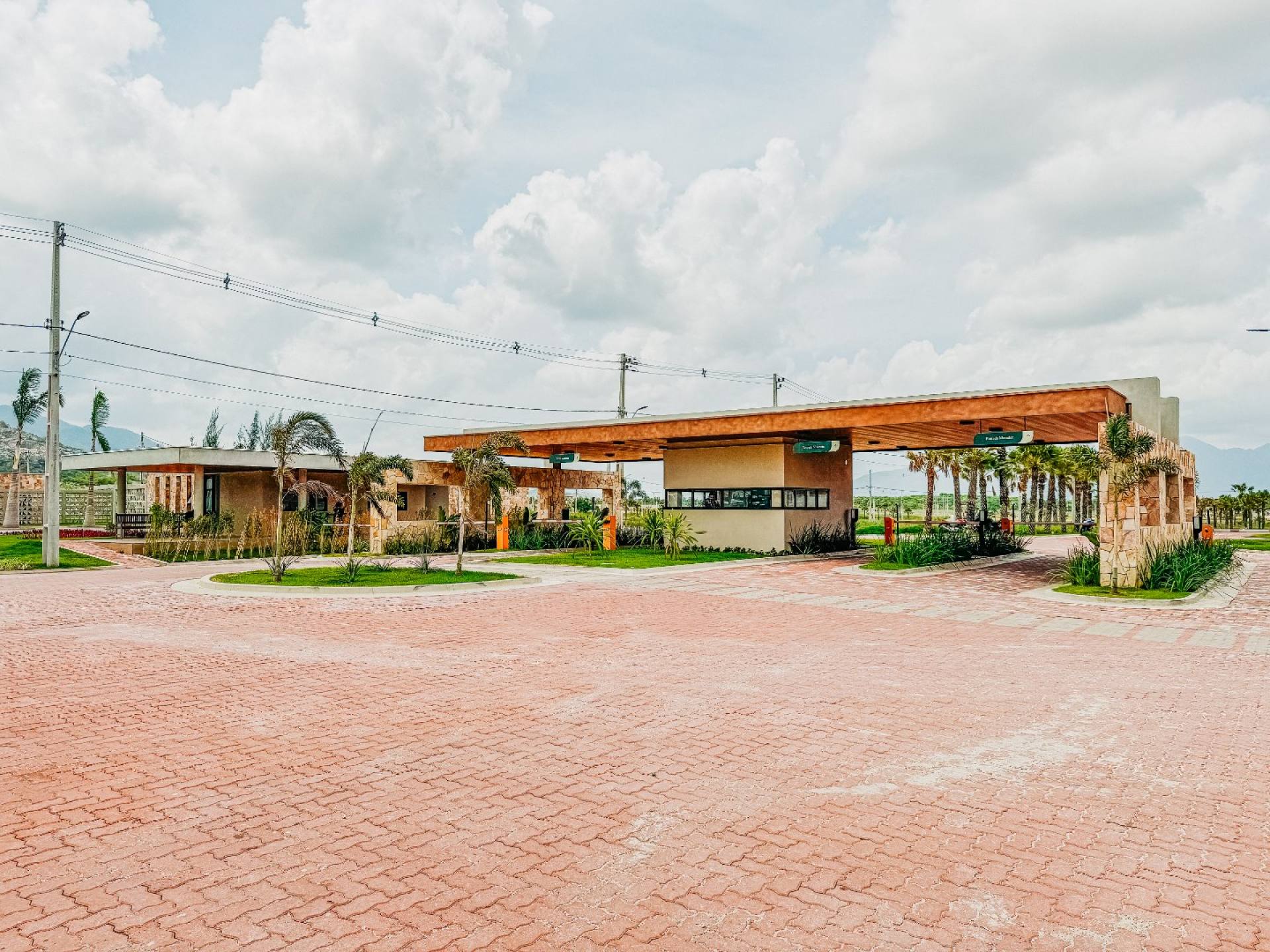 Lote a venda no condomínio fechado