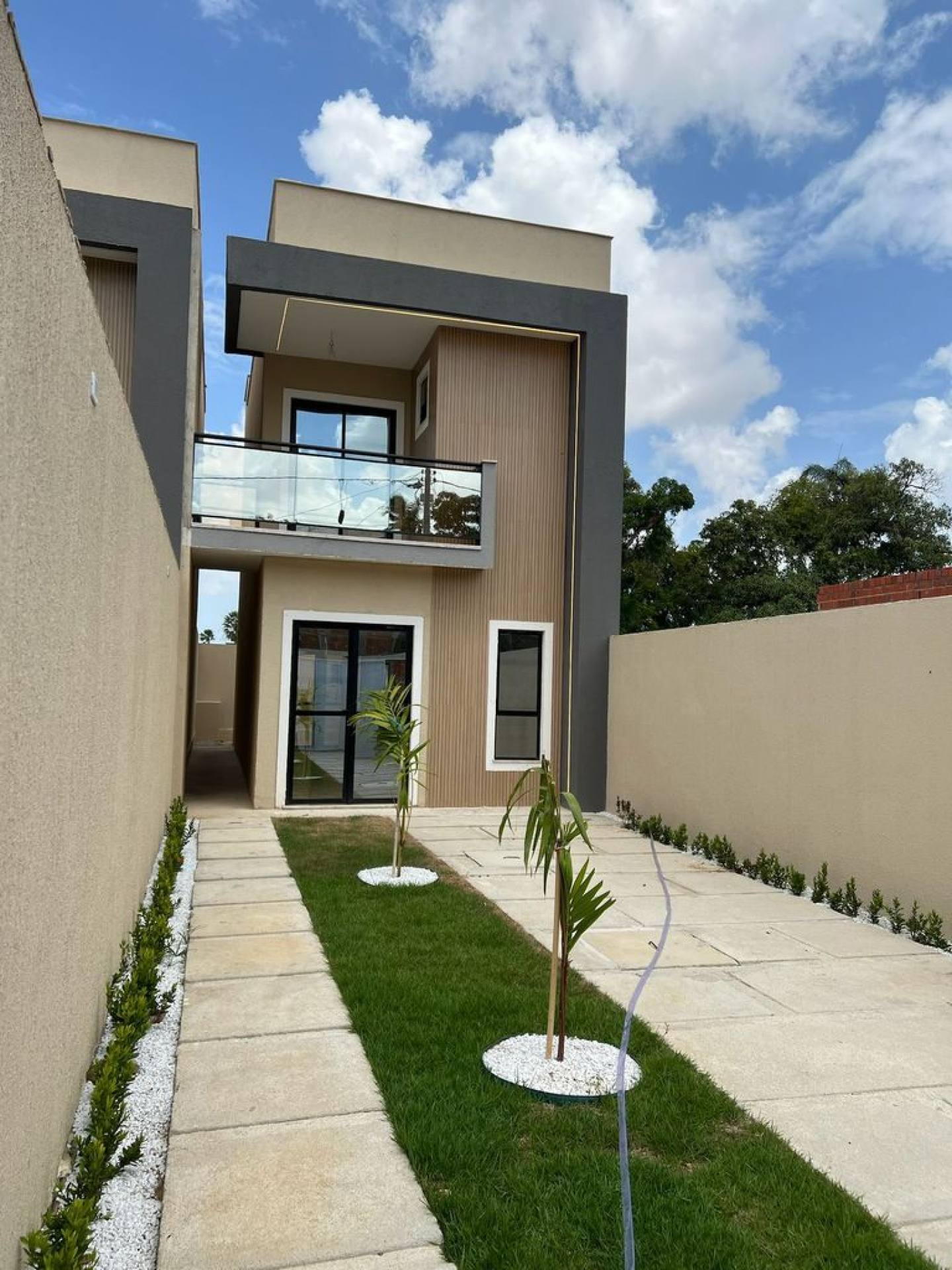 Casa a venda com 3 Suítes no Mondubim