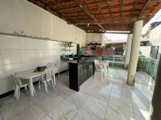 Casa à venda no bairro Mucunã
