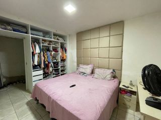 Casa à venda no bairro Mucunã