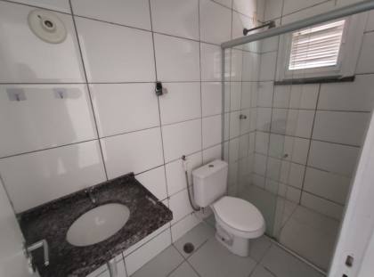 CASA DUPLEX PARA LOCAÇÃO COM CONFORTO E PRATICIDADE NA PAJUÇARA