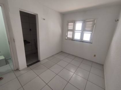 CASA DUPLEX PARA LOCAÇÃO COM CONFORTO E PRATICIDADE NA PAJUÇARA