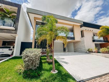 Casa de 4 Quartos para venda no Jardins da Serra