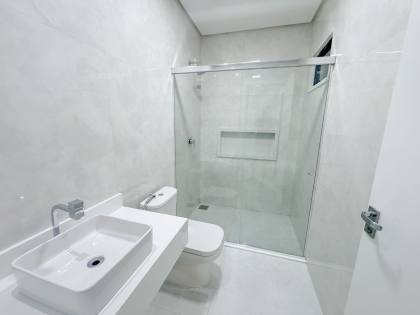 Casa Mobiliada para Locação no Osvaldo Studart piscina privativa