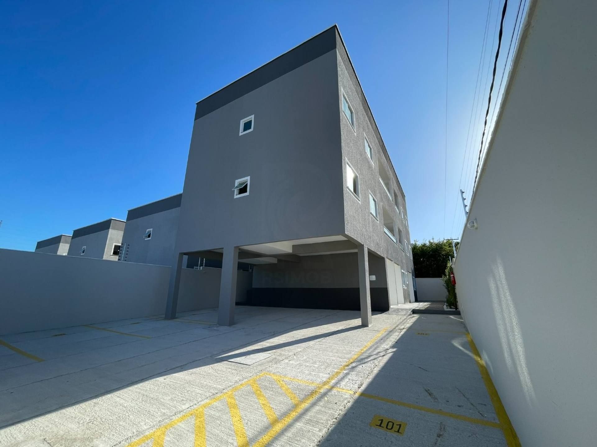 Apartamento com desconto na entrada