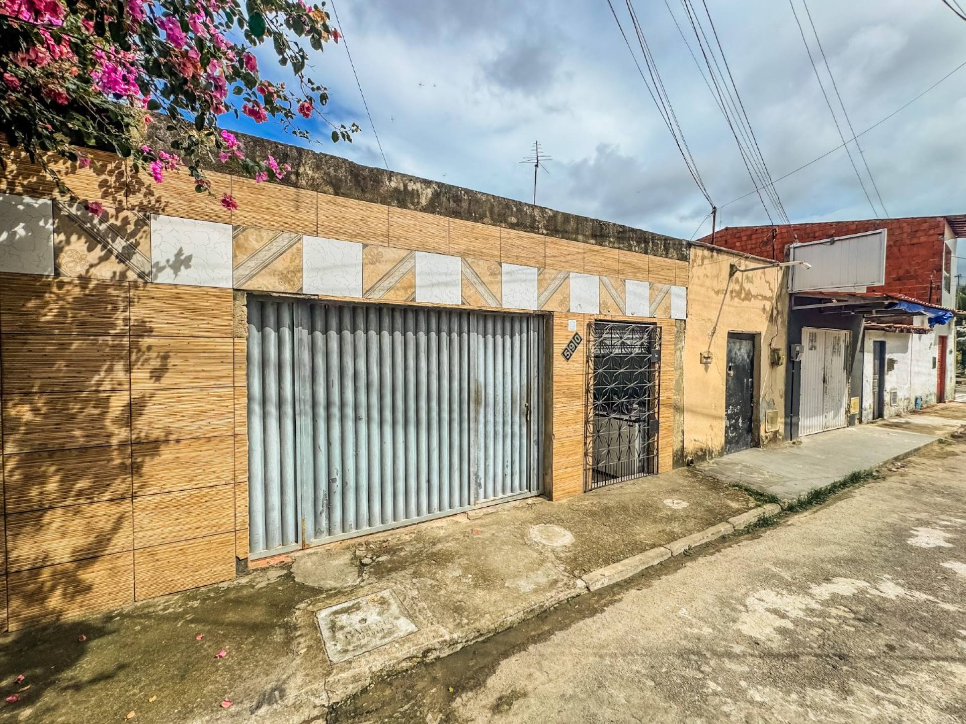 Casa com 2 Quartos a venda bairro Piratininga