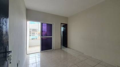 Oportunidade! Sobrado com 3 quartos em MARACANAÚ
