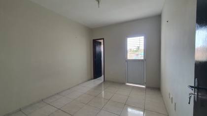 Oportunidade! Sobrado com 3 quartos em MARACANAÚ