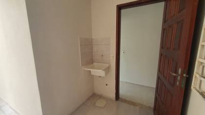 Oportunidade! Sobrado com 3 quartos em MARACANAÚ