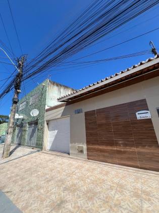 CASA DE 5 QUARTOS E PISCINA NO BAIRRO PIRATININGA - LOCAÇÃO