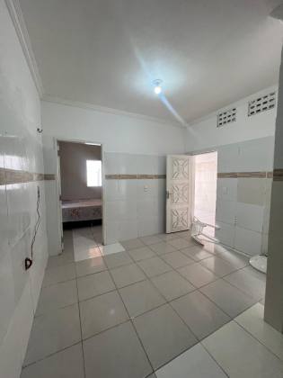 CASA DE 5 QUARTOS E PISCINA NO BAIRRO PIRATININGA - LOCAÇÃO