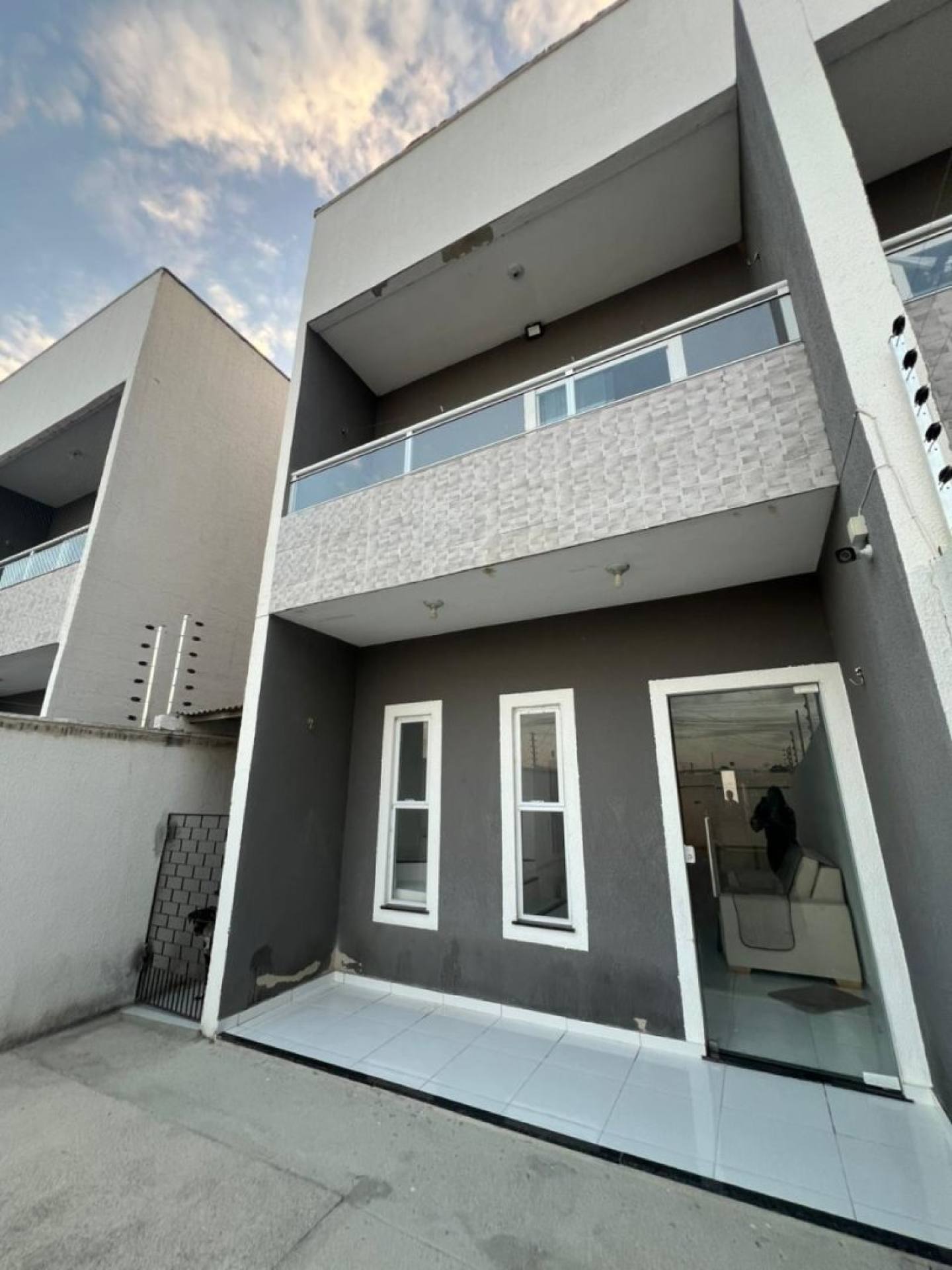 DUPLEX LOCAÇÃO - 3 QUARTOS - 1 SUÍTE