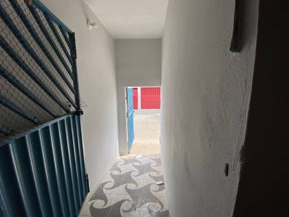 CASA DE 2 QUARTOS - R$ 650 NA MUCUNÃ