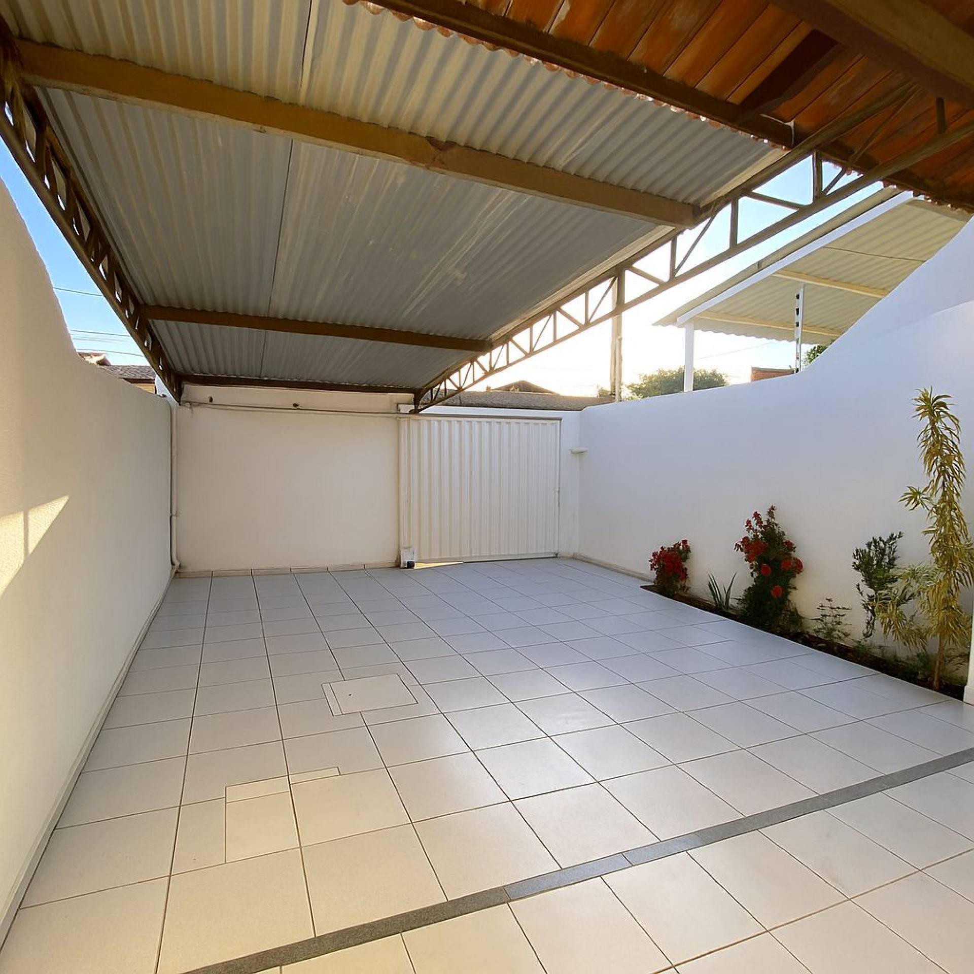 LOCAÇÃO 2 QUARTOS - LUZARDO VIANA