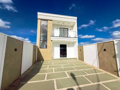 Casa a venda no condomínio Recanto das Flores