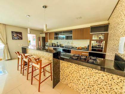 Casa a venda no Condomínio Jardins da Serra, casa com 4 Quartos