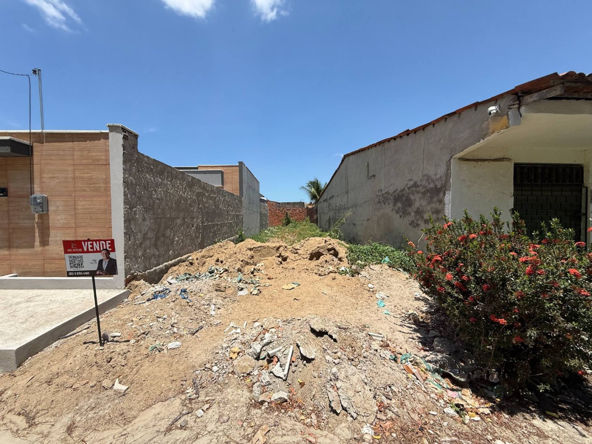 Terreno a venda no Bairro Luzardo Viana em Maracanaú