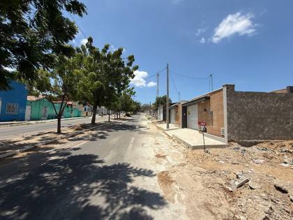 Terreno a venda no Bairro Luzardo Viana em Maracanaú