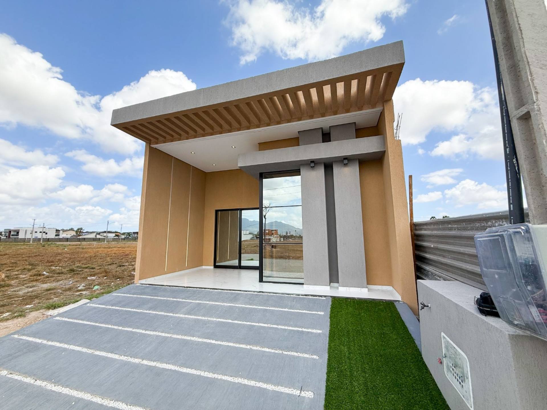 Casa plana de 3 Quartos a venda no Condomínio Recanto das Flores