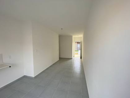 LOCAÇÃO - CASA DE 2 QUARTOS NO MORADA DA SERRA