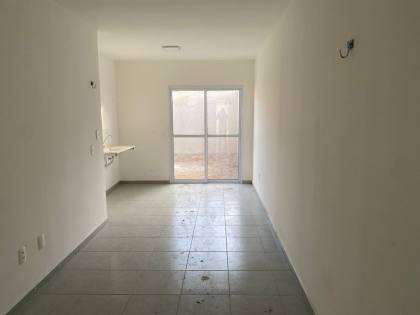 LOCAÇÃO CASA 2 QUARTOS COM QUINTAL MURADO - MORADAS DA SERRA