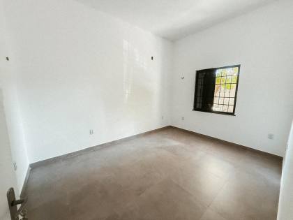 Casa a venda com 3 Quartos no Residencial