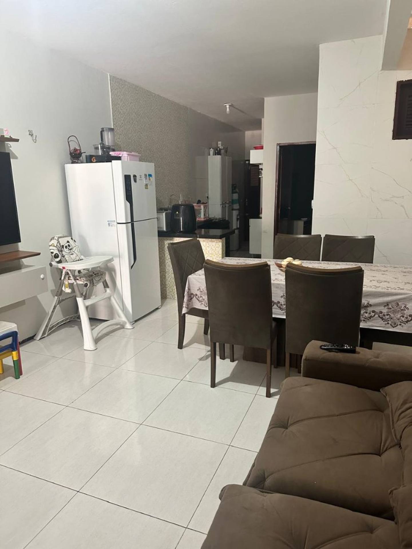 CASA A VENDA POR REPASSE NO RESIDENCIAL 1