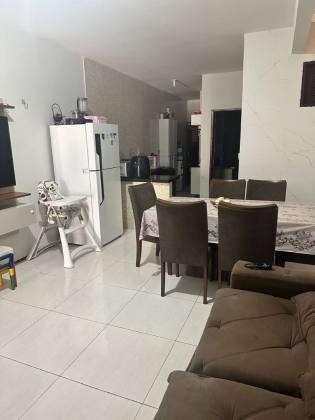 CASA A VENDA POR REPASSE NO RESIDENCIAL 1