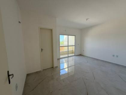 Casa duplex com 3 quartos no Luzardo Viana