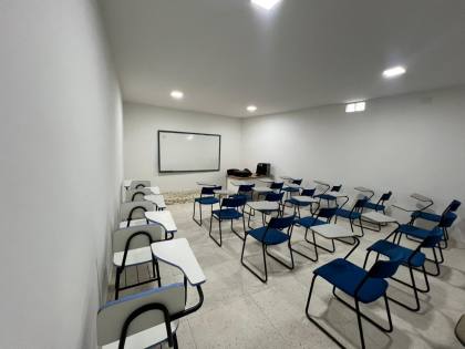 Excelente Ponto Comercial à Venda